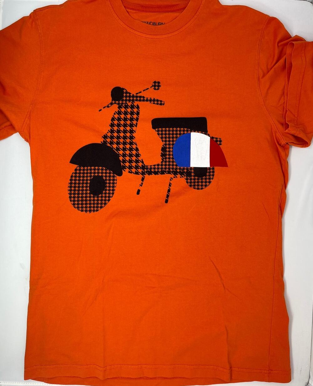 Woodburn Scooter with French Flag Men's Tshirt size M PreOwned in good condition